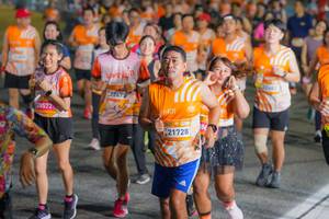BIB: 28572, 22475, 21728, 22482
                            <button type="button" onclick="openModal(22824409)" class="btn btn-primary btn-sm float-right btn-popup" data-toggle="modal" data-target=".modal-high-quality">
                        <i class="fas fa-shopping-cart"></i> Add to Cart
                    </button>
                                            <button type="button" onclick="isThisMe(22824409, true)" class="btn btn-success btn-sm float-right btn-popup btn-isme hidden" data-toggle="tooltip" data-placement="bottom" title="นี่คือรูปของคุณใช่ไหม คลิกที่นี่เพื่อเอาเข้าอัลบั้ม">
                        <i class="fas fa-plus"></i> Add to album
                    </button>
                    <button type="button" onclick="isThisMe(22824409, false)" class="btn btn-warning btn-sm float-right btn-popup btn-isnotme hidden">
                        <i class="fas fa-ban"></i> Remove from album
                    </button>